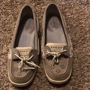 Size 7 sperry topsiders. Very gently worn.